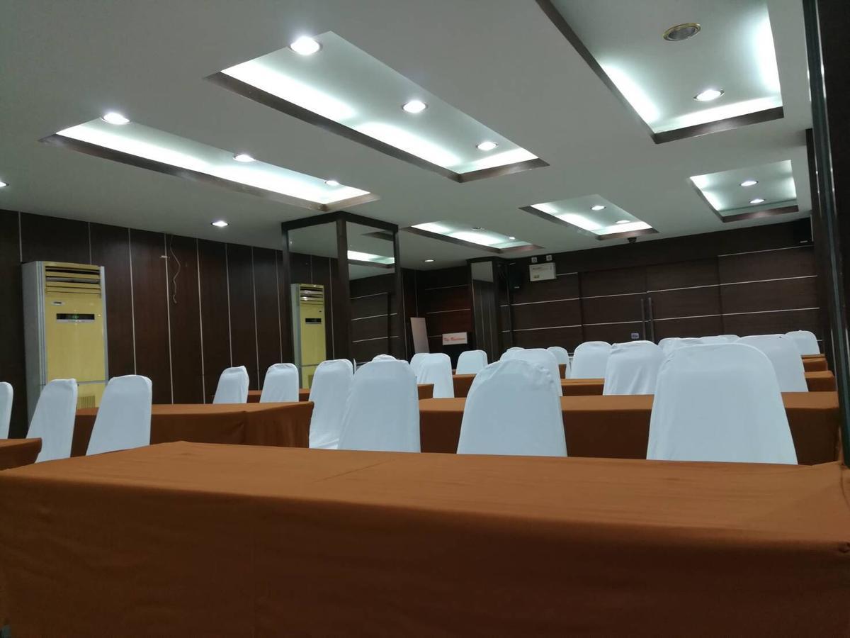 The Residence Prachinburi 304 Exterior photo